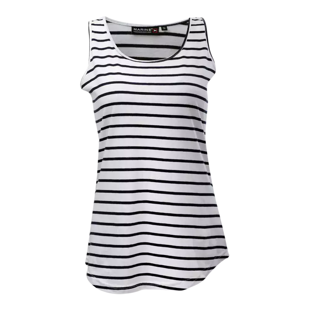 En enkel og tidløs hvid tanktop med sorte, vandrette striber. Den har rund hals og brede ærmegab, hvilket giver et afslappet og luftigt udtryk, perfekt til sommerbrug. Stoffet virker blødt og let, ideelt til lag-på-lag eller alene på varme dage. Den klassiske stribede stil gør den alsidig og nem at kombinere med jeans, shorts eller en let jakke.