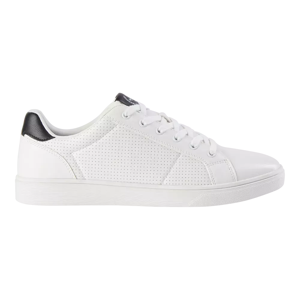 En enkel og stilren hvid sneaker i lav model med perforeret overdel og runde snørebånd. Skoen har en ren hvid gummisål og en kontrastfuld sort hælkappe, som giver et diskret touch. Det minimalistiske design gør den alsidig til hverdagsbrug — nem at kombinere med jeans, kjole eller chinos. Praktisk, komfortabel og moderne til casual outfits.