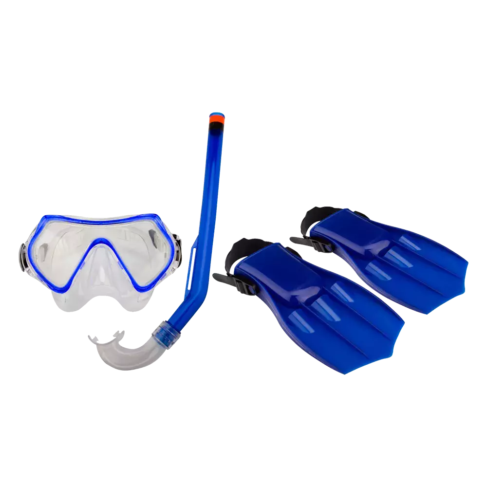 På billedet ses et komplet snorkelsæt bestående af en gennemsigtig dykkermaske med blå kant, en matchende blå snorkel og et par korte blå svømmefødder. Udstyret er designet til fritidsdykning og snorkling ved kysten, med justerbare remme og ergonomisk mundstykke for komfort. Farven gør sættet let at få øje på i vandet.
