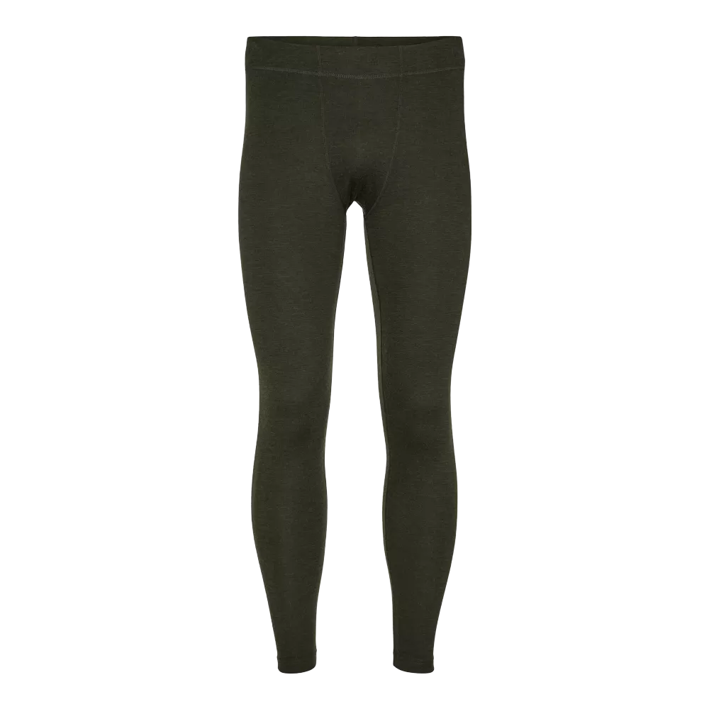 Et par lange, tætsiddende leggings i mørkegrøn olivengrøn farve. De har elastisk talje, diskrete syninger foran og en enkel, minimalistisk silhuet. Materialet ser blødt og varmt ud, velegnet som baselag eller til hverdagsbrug i køligt vejr. Designet er funktionelt og neutralt, hvilket gør dem lette at kombinere med både jakke, trøje eller støvler til udendørs aktiviteter eller afslappet tøjstil.