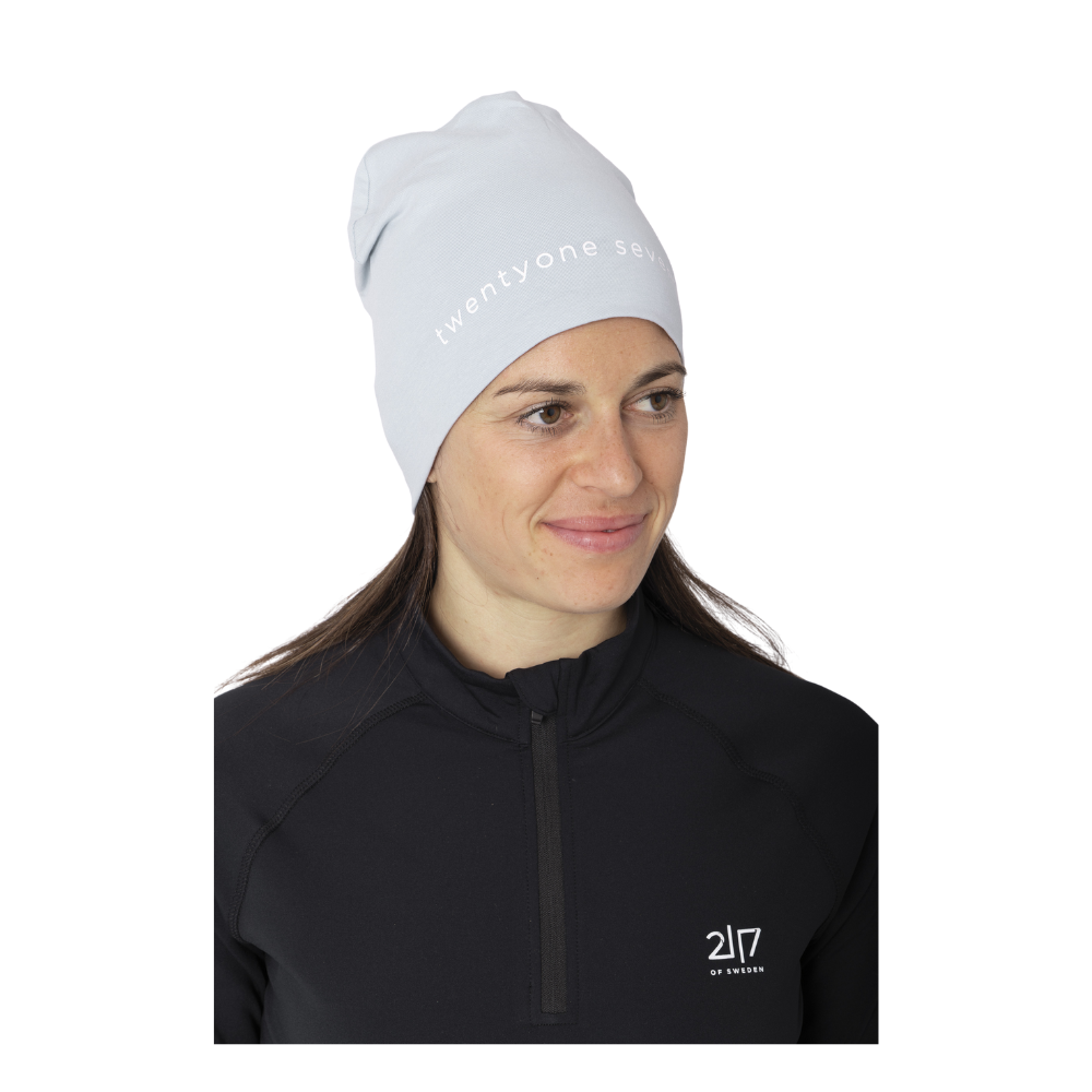 2117-of-sweden-sarek-beanie-7705901_044-voksen-hue-45044-lyseblaa-a.png
