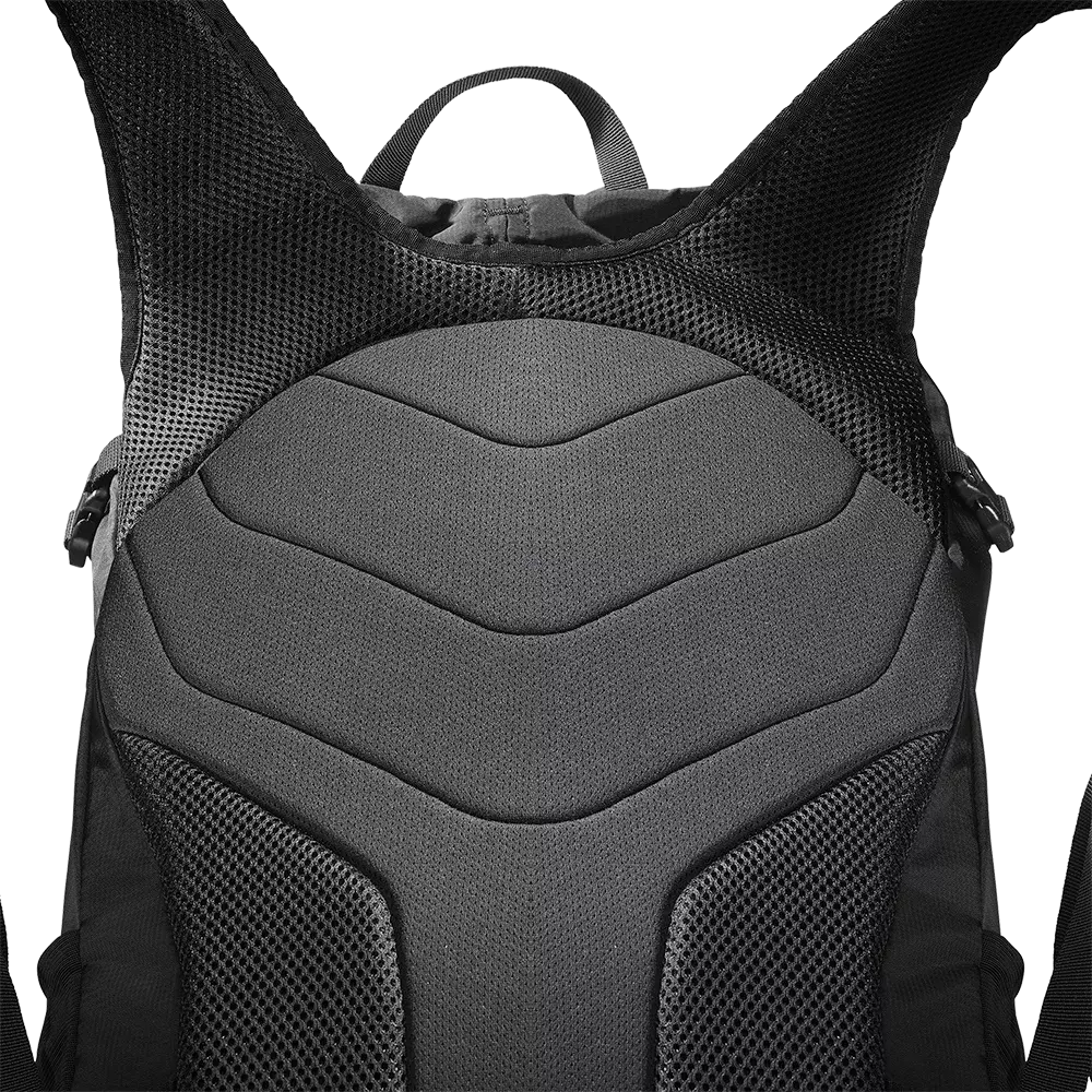 Salomon-trailblazer-30l-LC2183200-rygsaek-43061-sort-c.webp