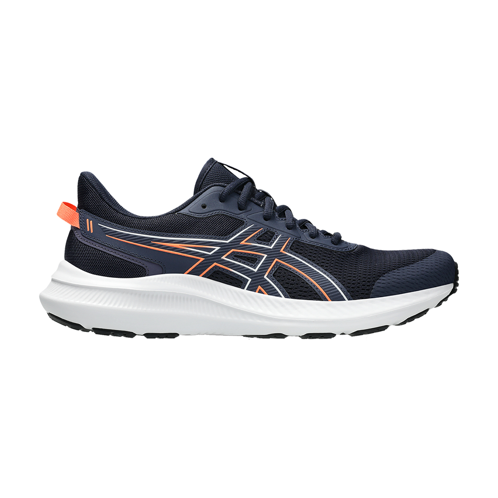 En elegant løbesko i mørkeblå med orange kontrastdetaljer og en ren, hvid mellemsål. Skoens overdel er lavet af åndbart mesh med forstærkede syninger og traditionelle snørebånd, mens en lille hælstrop gør den let at tage på. Den polstrede mellemsål giver god affjedring, og ydersålen har mønster for solidt greb. Et moderne, funktionelt design til træning og hverdag.