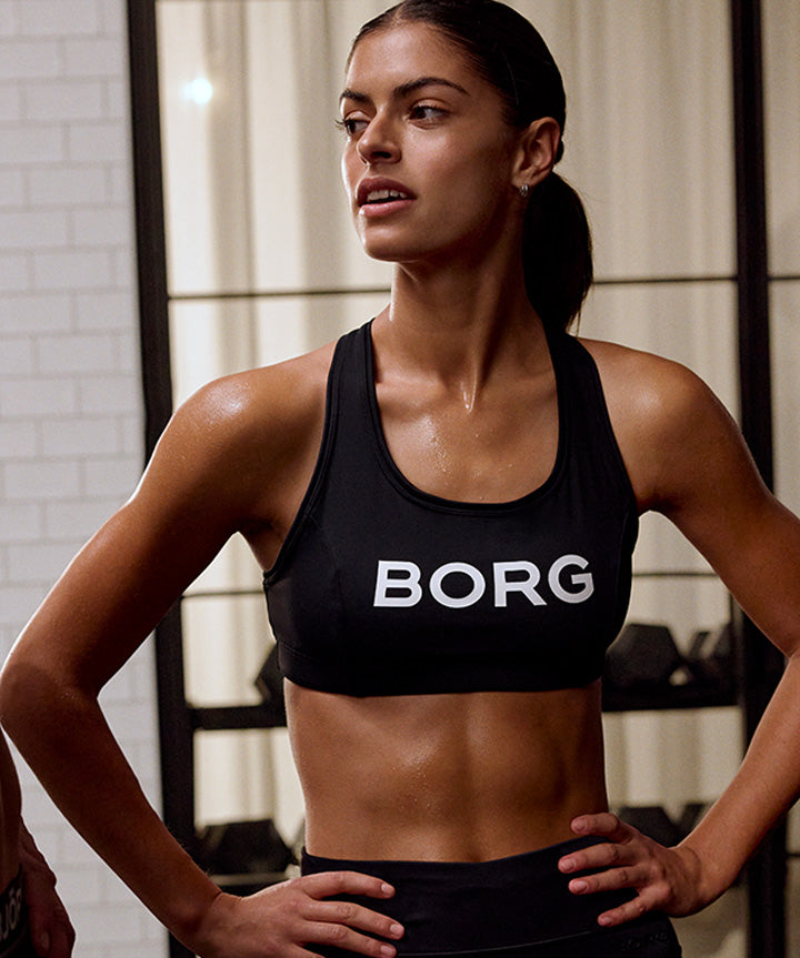 bjoern-borg-w-mid-support-sports-bra-livsstil.jpg