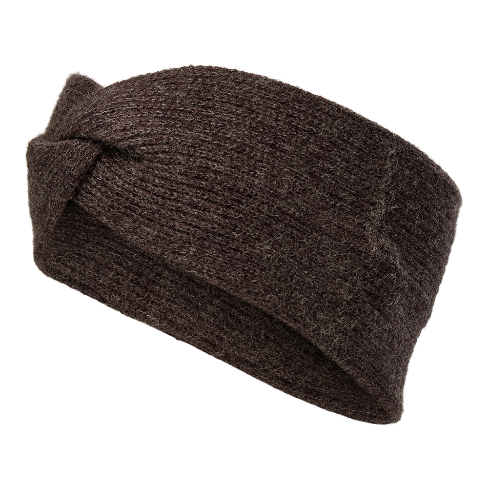 Et bredt, mørkebrunt strikket pandebånd i blød uld pryder en hvid mannequinhoved. Pandebåndet har en diskret knudedetalje i siden og en tæt, let fnulret struktur, der signalerer varme og komfort. Den enkle, tidløse form gør det velegnet til både hverdag og koldere udendørsbrug, hvor det holder ørerne varme uden at skjule håret helt.