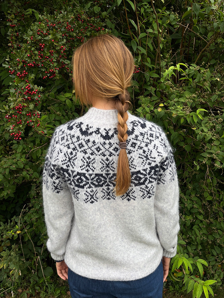 Fabrin Copenhagen Islandsk Strik 25, W. - Dame Striktrøje