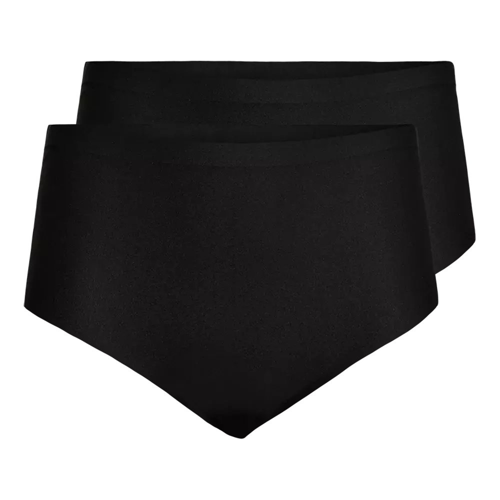 To sorte, ensartede trusser i høj talje præsenteres i billedet. De har et enkelt, minimalistisk design uden synlige sømme og fremstår glatte og elastiske, hvilket antyder komfort og god pasform. Materialet ser blødt og åndbart ud, velegnet til hverdagsbrug under tætsiddende eller løstsiddende tøj. En tidløs basic, der fokuserer på funktionalitet og diskret stil.