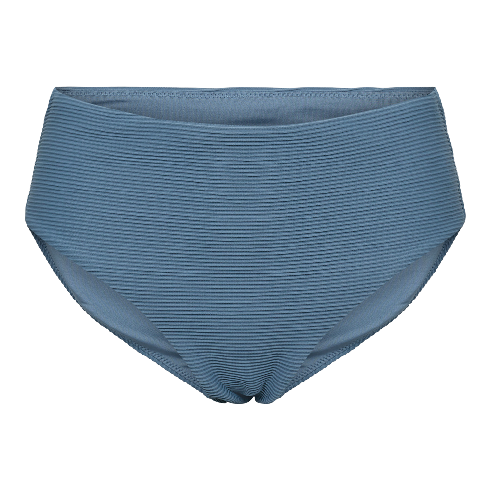 Den viste bikinibund er højtsiddende og fremhæver taljen med et enkelt, diskret snit. Stoffet har en fint ribbet struktur i en støvet blå farve, som giver både tekstur og et roligt udtryk. Elastisk kant sikrer komfort og pasform, mens det minimalistiske design gør stykket alsidigt — ideelt til strandbrug eller som en del af en casual badedragt.