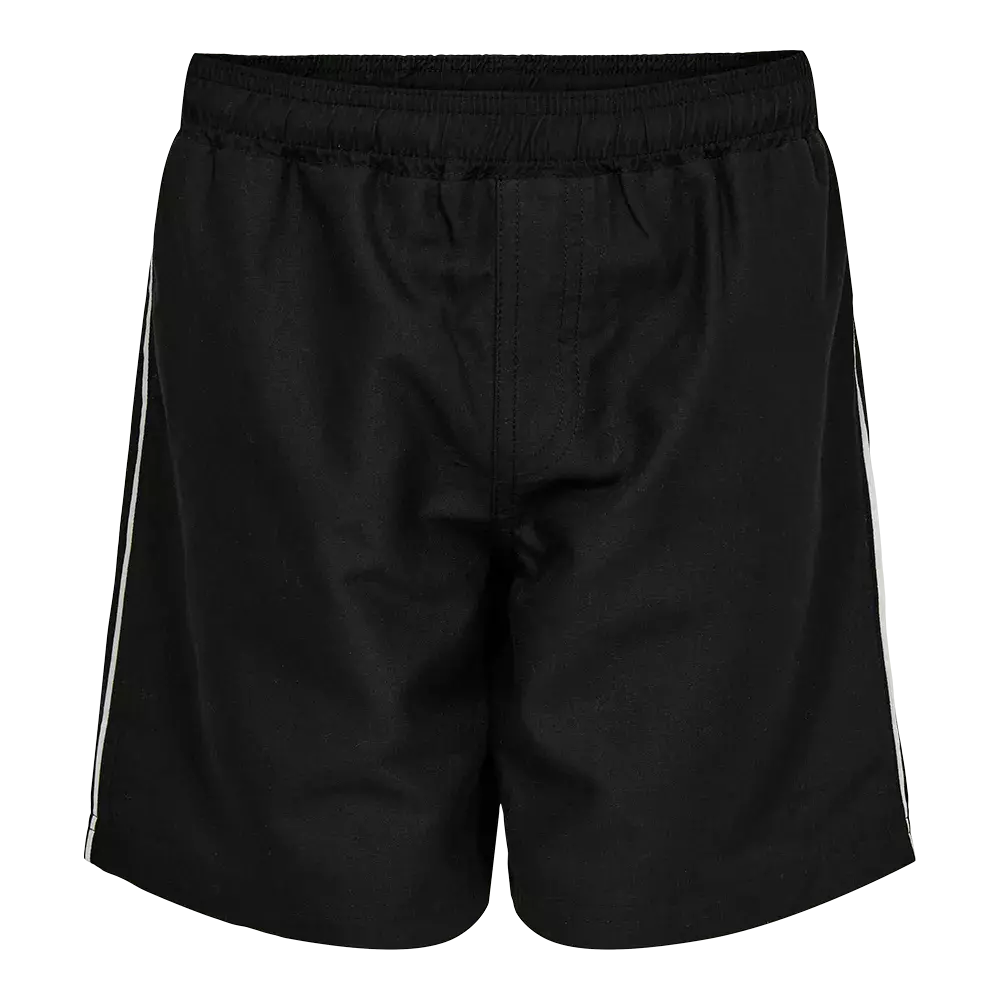 Et par sorte korte shorts med bred elastik i livet og et enkelt, tidløst snit. Materialet ser let og holdbart ud, egnet til sport eller afslappet brug. Siderne er pyntet med diskrete hvide striber, som giver et sporty udtryk. Ingen synlig lomme- eller snor-detalje. Shortsene fremstår alsidige, komfortable og nemme at kombinere med både t-shirt og træningstop.