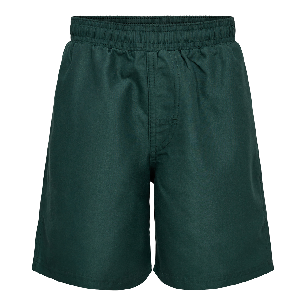 Mørkegrønne shorts i enkel og tidløs stil. De har elastik i taljen, lige ben og en diskret syning foran, der giver et rent udtryk. Stoffet ser mat og let struktureret ud, velegnet til fritid eller bad. Shortsene falder til midt på låret og virker komfortable og praktiske til hverdag, strand eller afslappede aktiviteter.