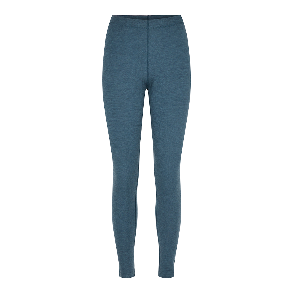 Disse tætsiddende leggings i en mørk petrolblå nuance har et let meleret udtryk og et minimalistisk, funktionelt snit. Høj talje med elastisk linning, diskret midtersøm foran og tætsiddende ben til anklen. Materialet virker blødt og strækbart, egnet til træning, yoga eller afslappet hverdag. Enkelhed og neutralt design gør dem nemme at kombinere med både sportstoppe og hverdagsbluser.