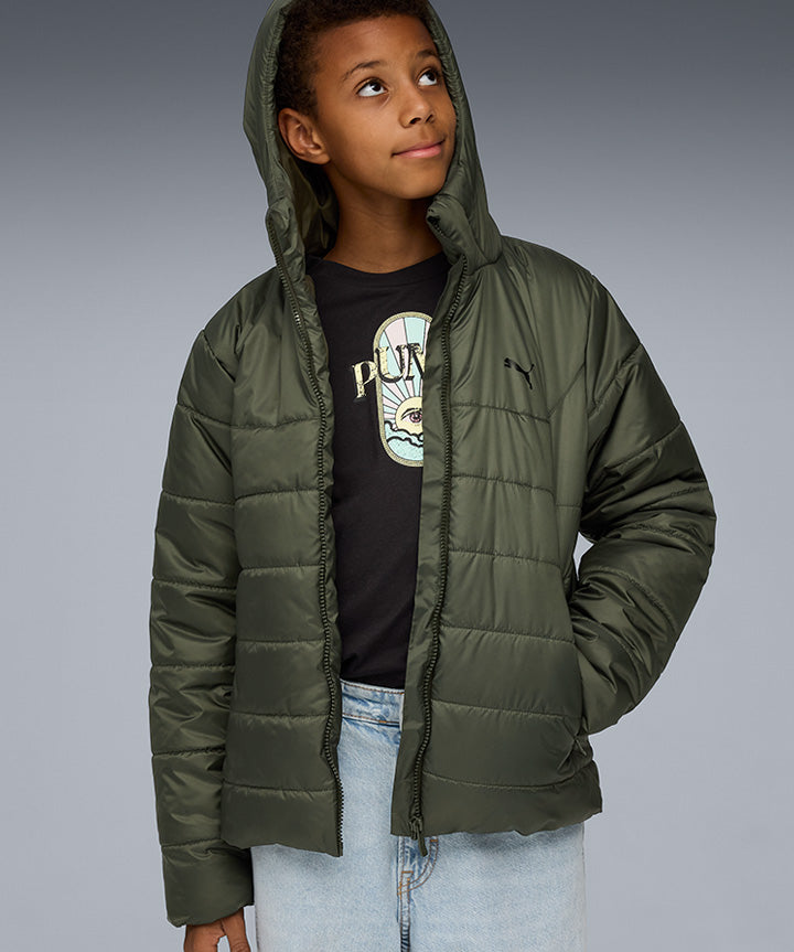 puma-jr-ess-hooded-jacket-685226-boerne-vinterjakke-45315-groen-livsstil.jpg