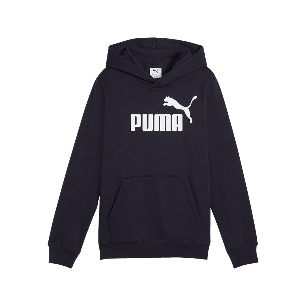 En mørkeblå hoodie fra Puma med et stort, hvidt Puma-logo på brystet. Sweatshirten har hætte, kængurulomme og ribstrikkede manchetter og kant, hvilket giver et enkelt og sporty udtryk. Materialet virker blødt og varmt, ideelt til hverdag eller træning. Den tidløse og minimalistiske stil gør den alsidig og let at kombinere med jeans eller træningsbukser.