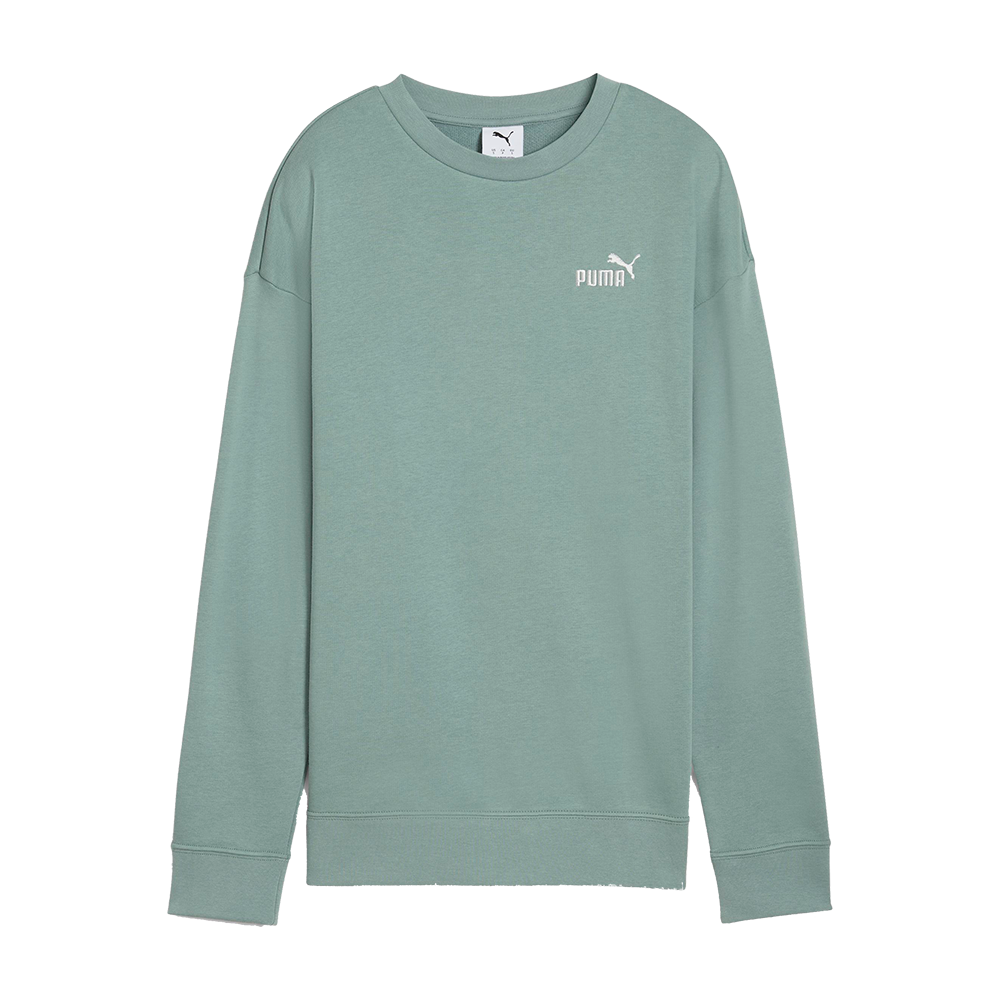 Mintgrøn Puma-sweatshirt med rund hals og lange ærmer i et enkelt, moderne snit. Materialet ser blødt og let børstet ud, med ribkanter ved ærmer og bund for en behagelig pasform. Det lille hvide Puma-logo på brystet giver et diskret sporty præg. Sweateren fremstår alsidig til hverdag — god til lag-på-lag, afslappet styling eller som et komfortabelt supplement på kølige dage.