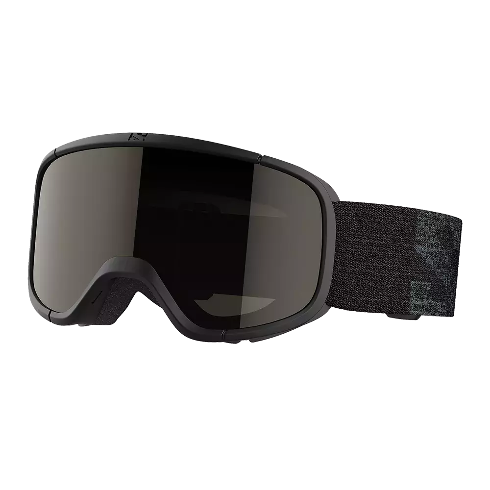 Disse skibriller har et stilrent, mat sort stel og et stort, buet spejllignende glas, der beskytter mod blænding og UV-stråler. Indvendigt sidder blød skumforing for komfort og anti-dug-effekt. Elastisk, justerbart bånd med diskret mønster sikrer stabil pasform over hjelm. Designet er minimalistisk og robust, velegnet til alpint skiløb eller snowboarding, hvor både funktion og æstetik er vigtige.