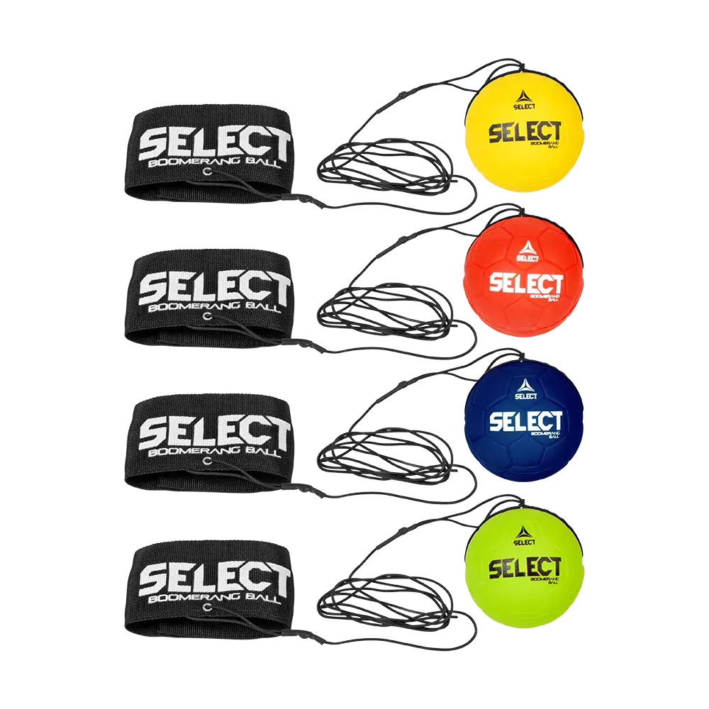 På billedet ses fire SELECT boomerang-bolde i klare farver — gul, rød, blå og neon-grøn — hver forbundet til en sort snor og en bred elastisk håndledsrem med hvidt SELECT-logo. Boldene har en glat overflade og er designet til leg og træning, hvor snoren gør dem nemme at kaste og hente. Produktet virker robust og velegnet til udendørs brug.