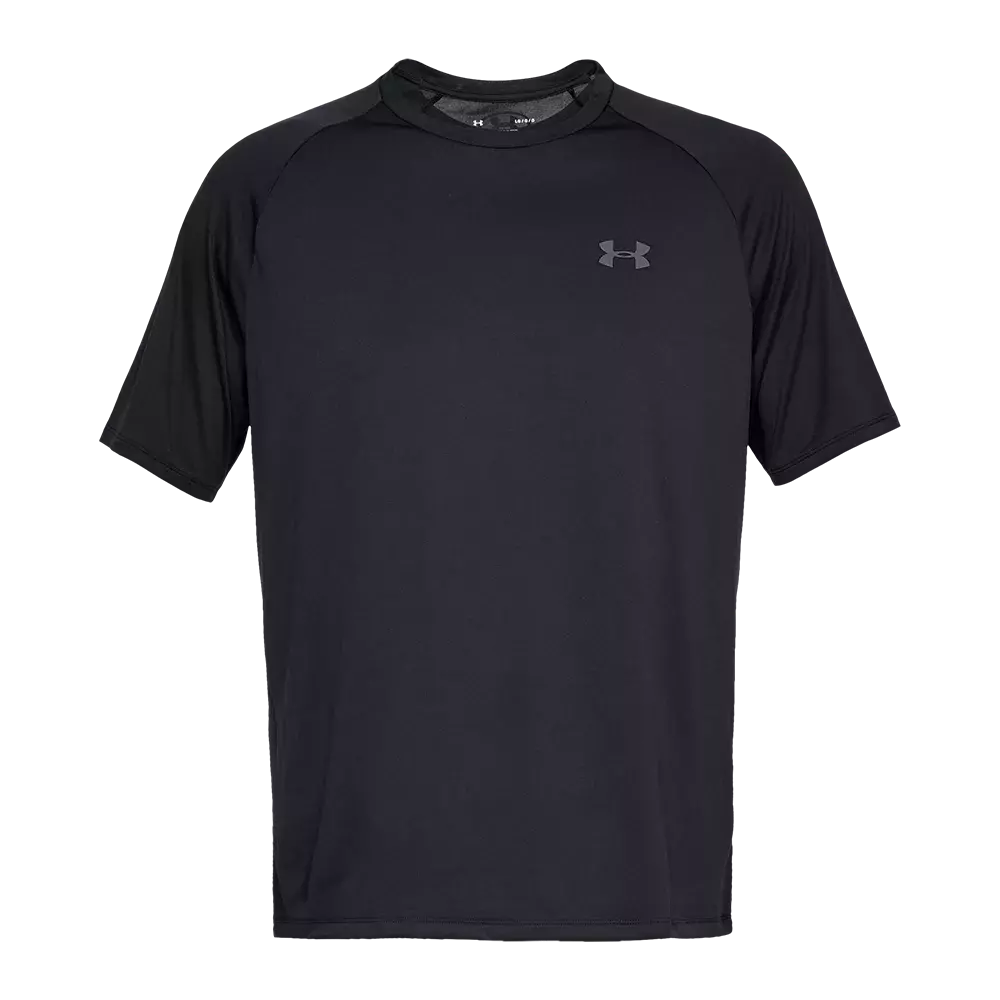 Sort Under Armour T-shirt i enkelt, funktionelt design. Kortærmet, rund hals og let figursyet pasform i åndbart, svedtransporterende funktionsmateriale. Diskret logo på brystet og glatte syninger giver et minimalistisk, sporty udtryk. Velegnet til træning, løb eller hverdagsbrug, hvor komfort og bevægelsesfrihed prioriteres. Robust og let at kombinere med træningsbukser eller jeans.