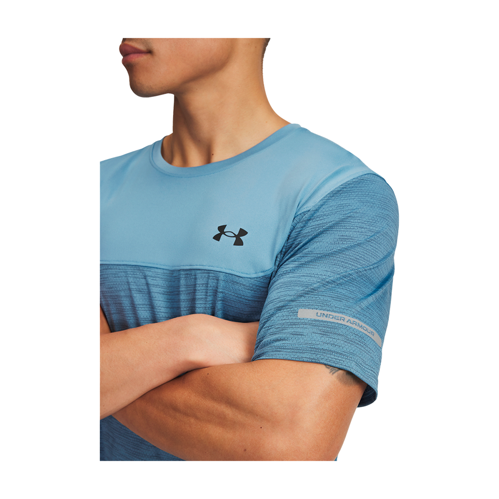 under-armour-tech-run-ss-t-shirt-6004965-403-herre-loebe-t-shirt-45115-blaa-c.png