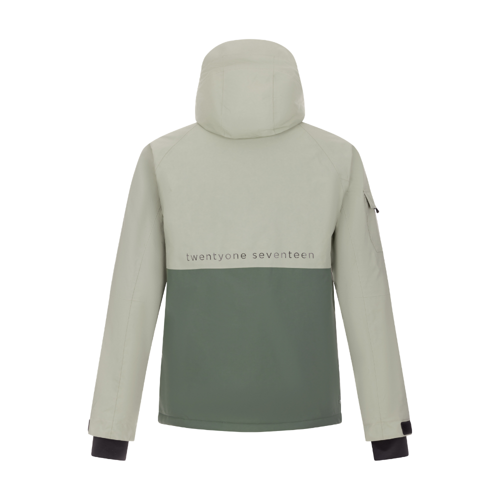 Denne avancerede 2117 of Sweden Nelkerim Padded Ski Anorak er perfekt til ski-entusiaster. Skijakken kombinerer holdbarhed og funktionalitet med et vandsøjletryk og åndbarhed på 15.000, ideelt til hårde vejrforhold. Jakken har en smart, todelt farvepalet med en stor kængurulomme forrest. Med ALTO-uldvattering, tætte justeringer og diverse funktionelle lommer, er denne jakke en uundværlig følgesvend på skiløjperne.