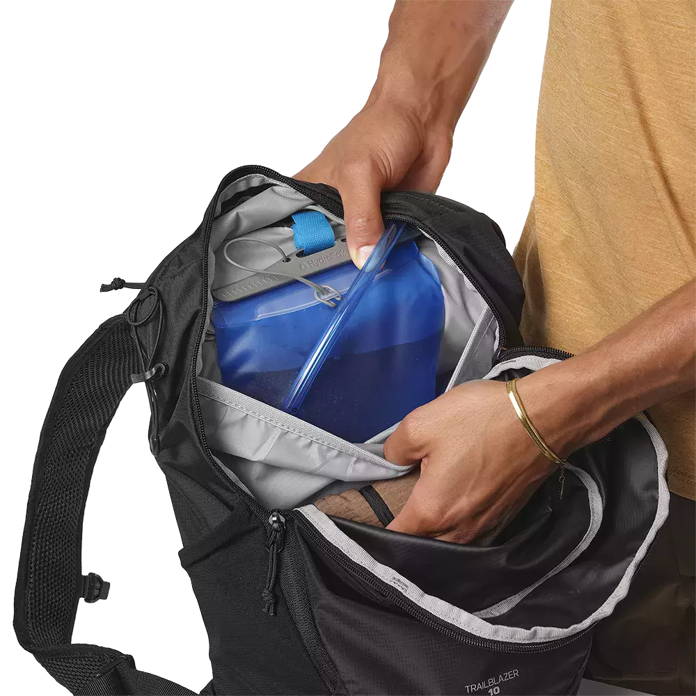 Salomon-trailblazer-30l-LC2183200-rygsaek-43061-sort-h.webp