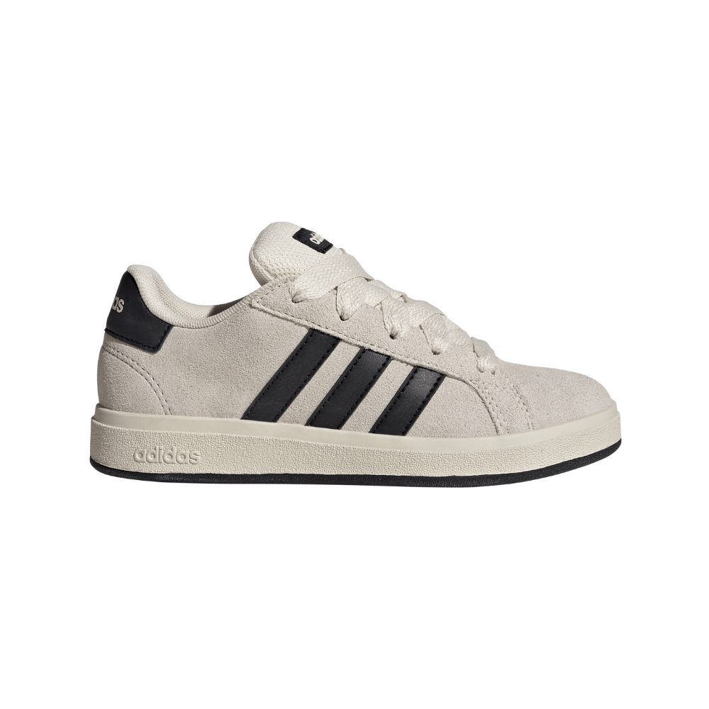 adidas-grandcourt-00s-JR5569-fritidssko-45152-sand-a.png