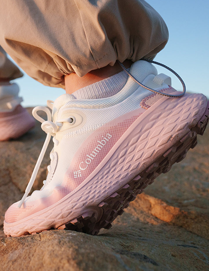 columbia-w-terrastride-crz-2115101_126-dame-fritidssko-45722-hvid-pink-livsstil-1_b841ba83-318b-4d9f-936a-8f9333abbac3.jpg