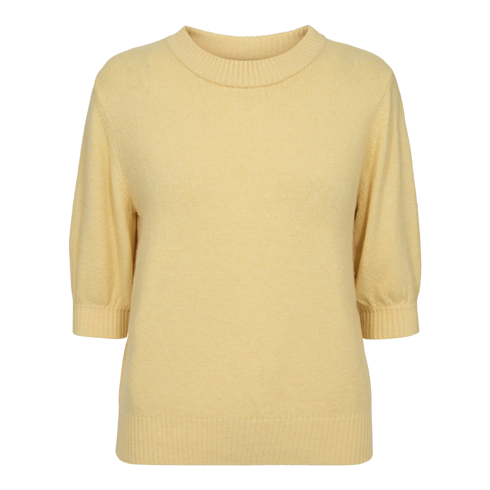 fabrin-copenhagen-pullover-ss-26-w-45182-dame-kortaermet-striktroeje-gul-a.png