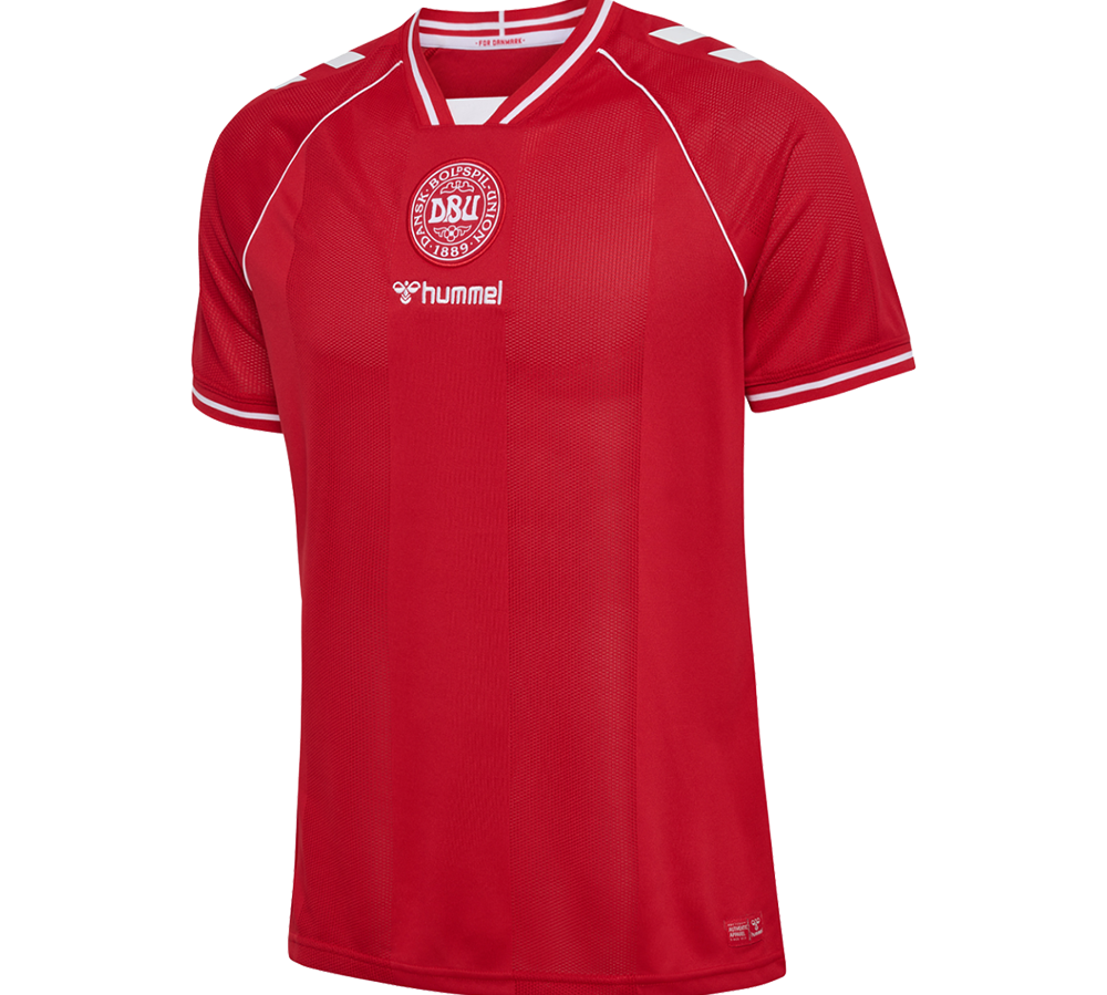 hummel-dbu-26-home-jersey-234191-3365-fodboldtroeje-roed-b.png