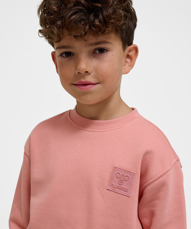 hummel-jr-clean-crew-sweatshirt-226261-4128-boerne-sweatshirt-43602-rosa-livvstil.jpg