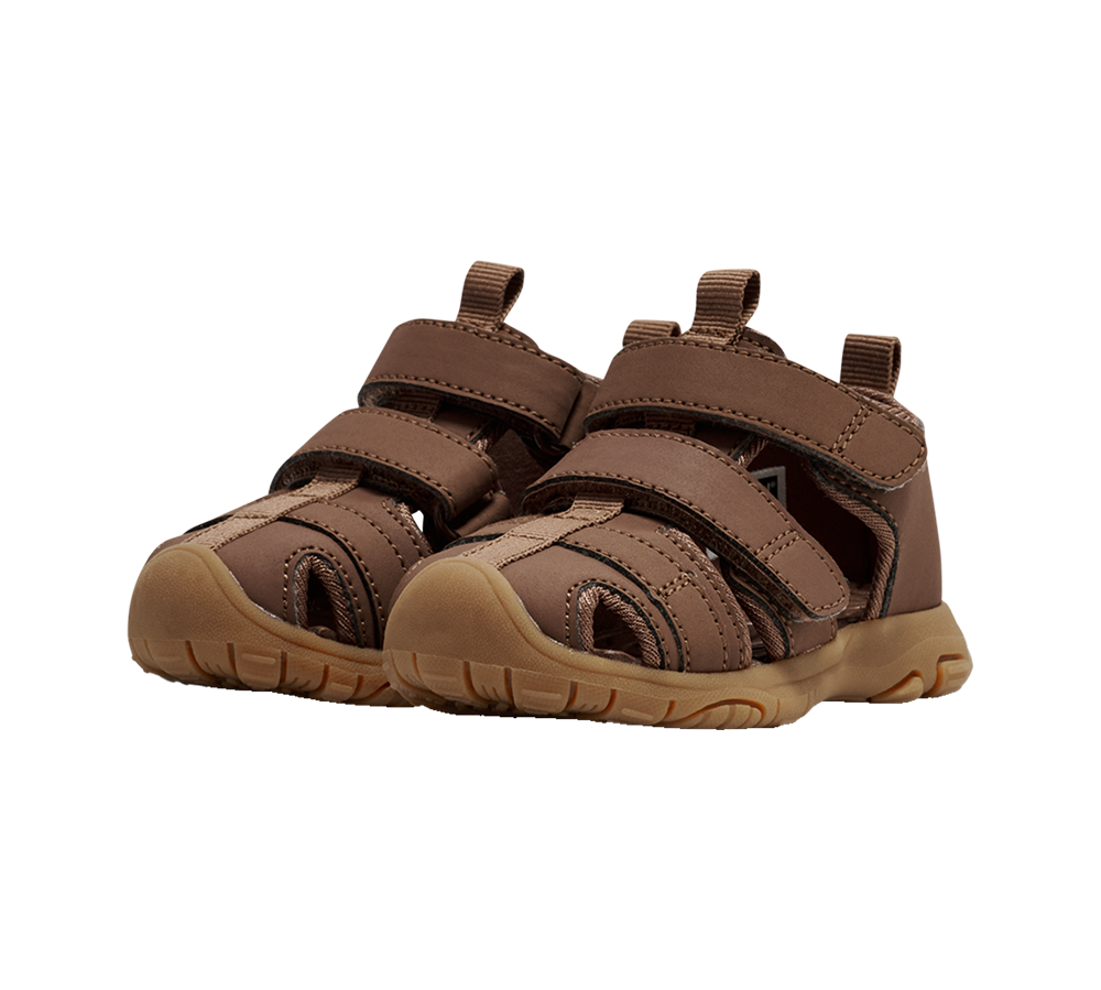 hummel-jr-sandal-inf-217944-8410-boerne-sandaler-41981-brun-b.png