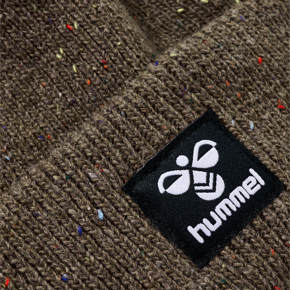 hummel-jr-stone-beanie-225315-0554-boern-hue-43593-groen-c.png