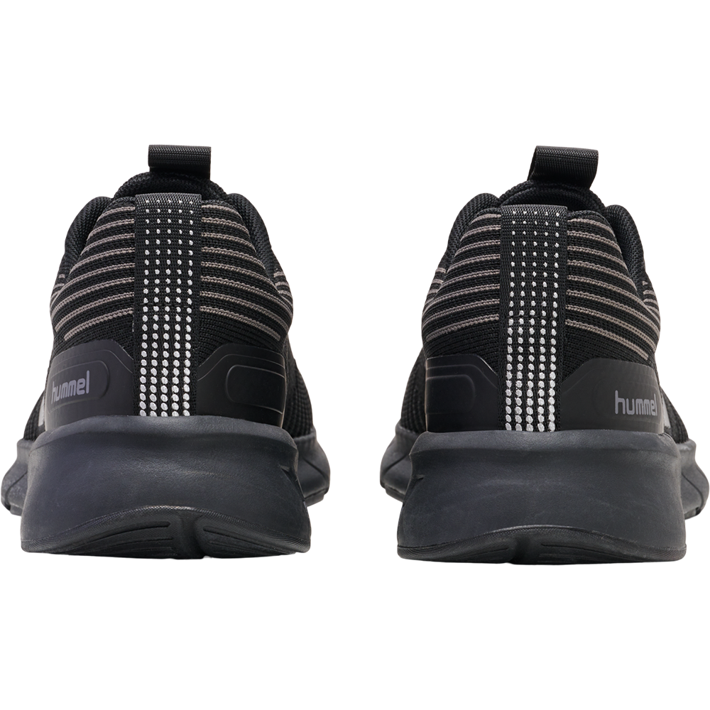 hummel-reach-tr-flex-220117-2042-voksen-fritidssko-43584-sort-c.png