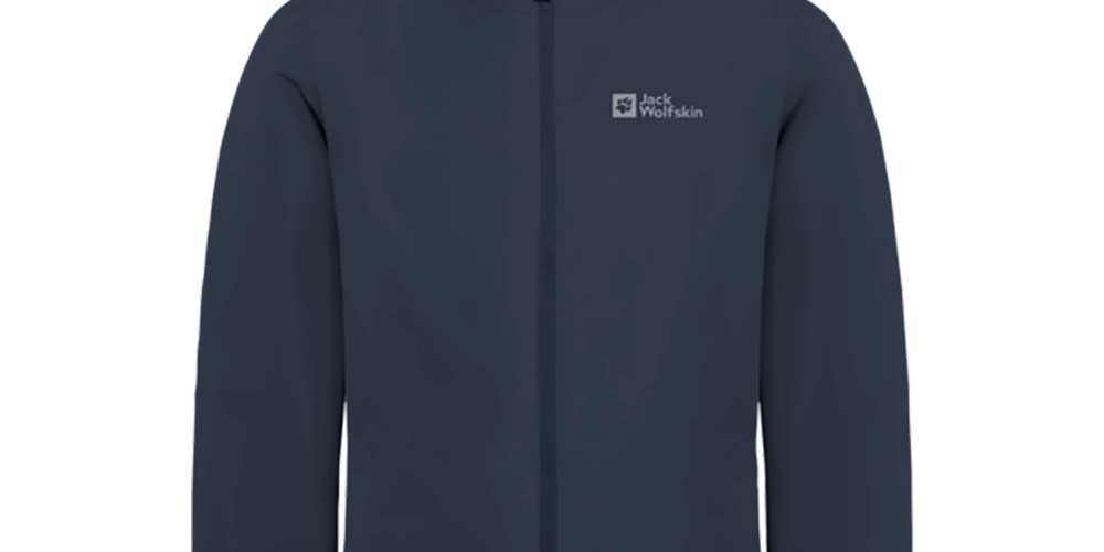 Billedet viser en mørkeblå, letvægts regnjakke med hætte fra Jack Wolfskin. Jakken har et enkelt, funktionelt snit med skjult lynlås og elastiske ærmeafslutninger, samt en reflekterende detalje ved håndleddet. Materialet ser vandafvisende og mat ud og er designet til udendørs aktiviteter. Farven er dyb marine, og jakken kombinerer praktisk funktionalitet med et stilrent, minimalistisk udtryk.