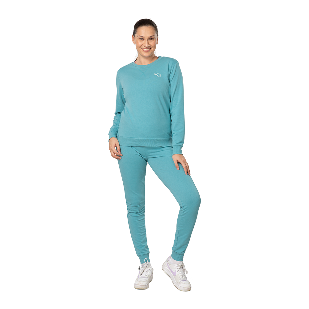 kari-traa-w-crew-sweat-622846_Lagon-dame-troeje-41391-turkis-c.png