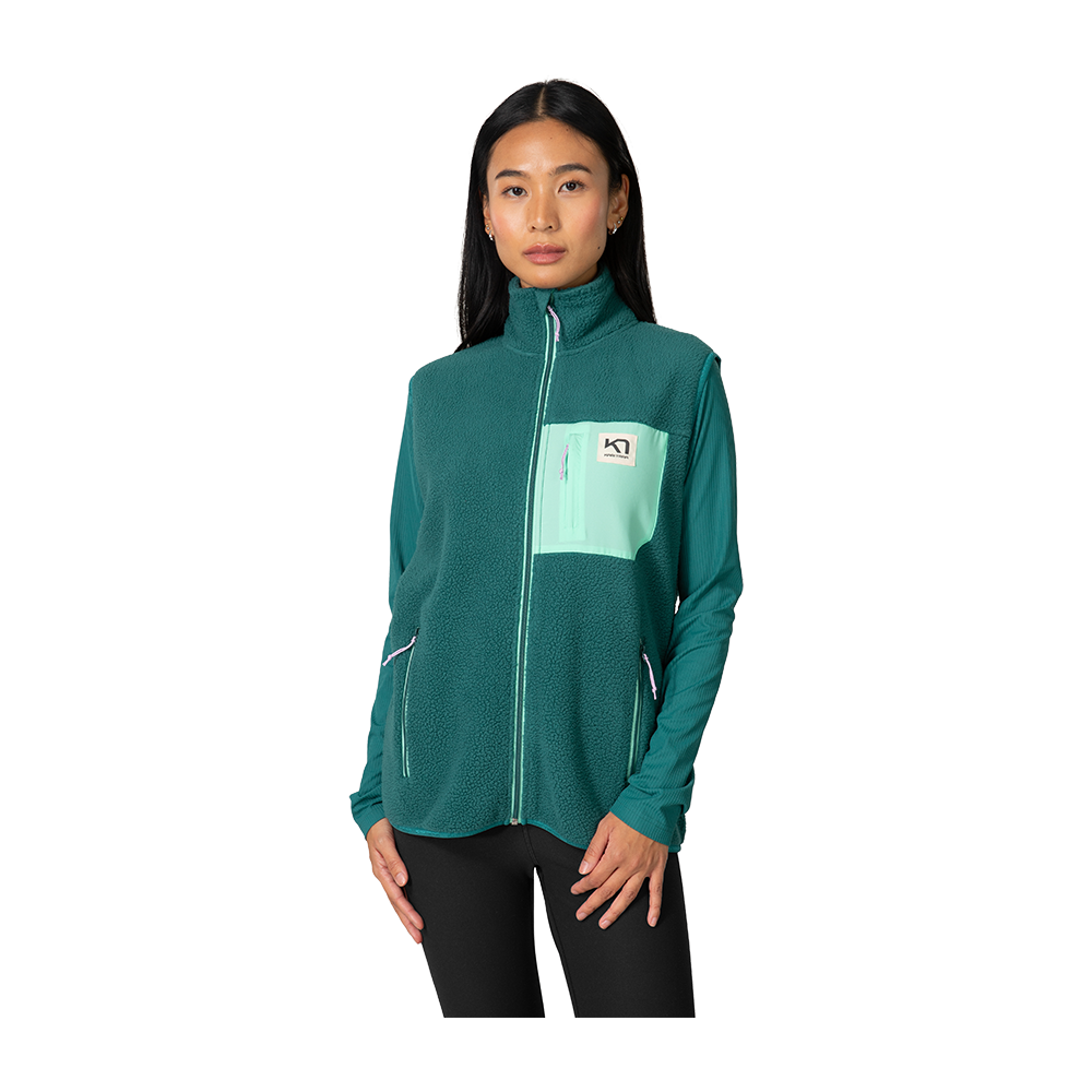 kari-traa-w-roethe-vest-623488_Peaco-dame-fleece-vest-43682-petroleum-a.png
