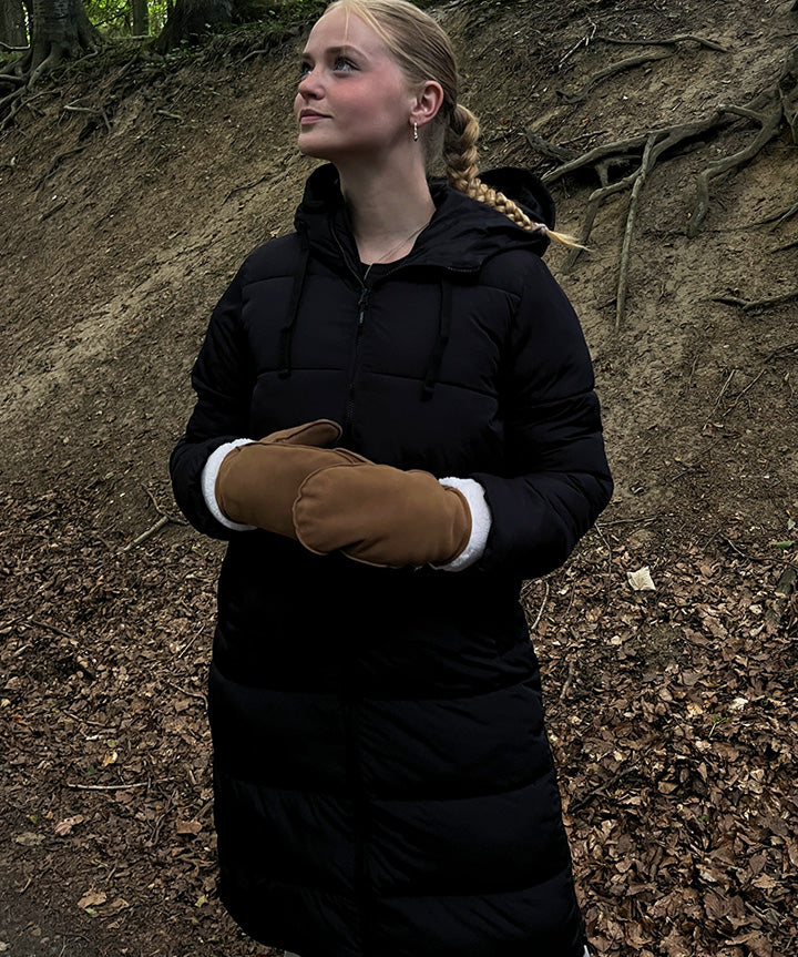 nanok-alpha-mitten-brun-livsstil-2.jpg