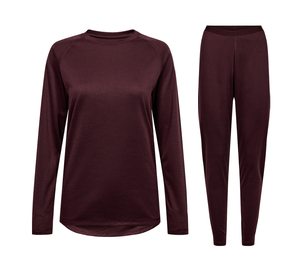 nanok-baselayer-26-w-45965-dame-skiundertoej-saet-bordeaux-samlet.png