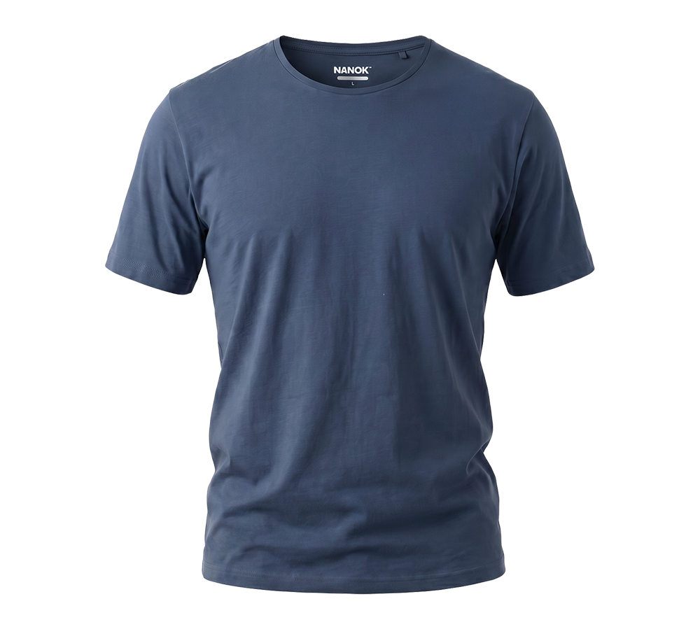 T-shirt mørkeblå med rund hals og Nanok-logo på hvid baggrund.