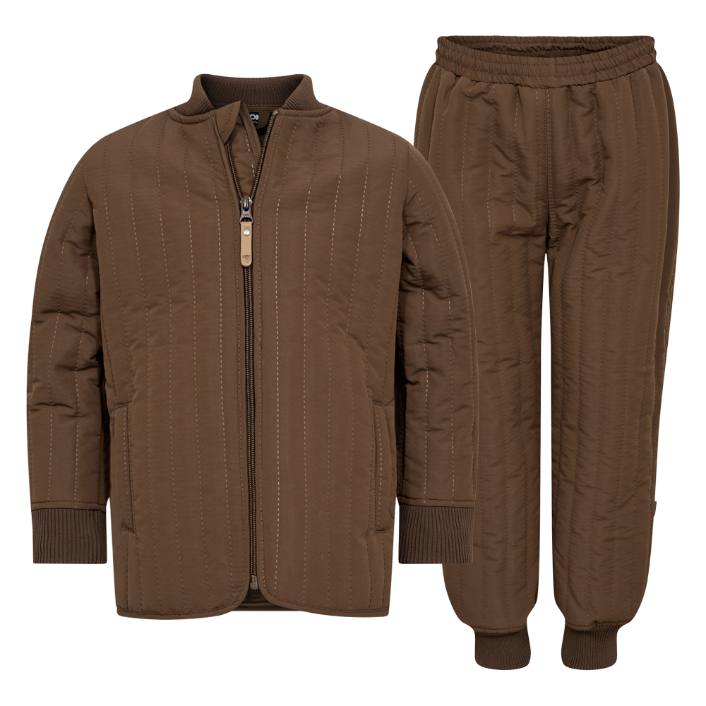 nanok-thermoset-26-jr-45394-boerne-termotoej-brun-saet-front.png