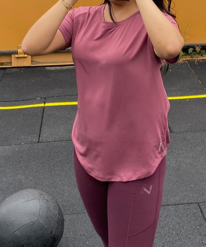 nico-flora-25-w-44285-dame-fitness-t-shirt-lilla-livsstil.jpg