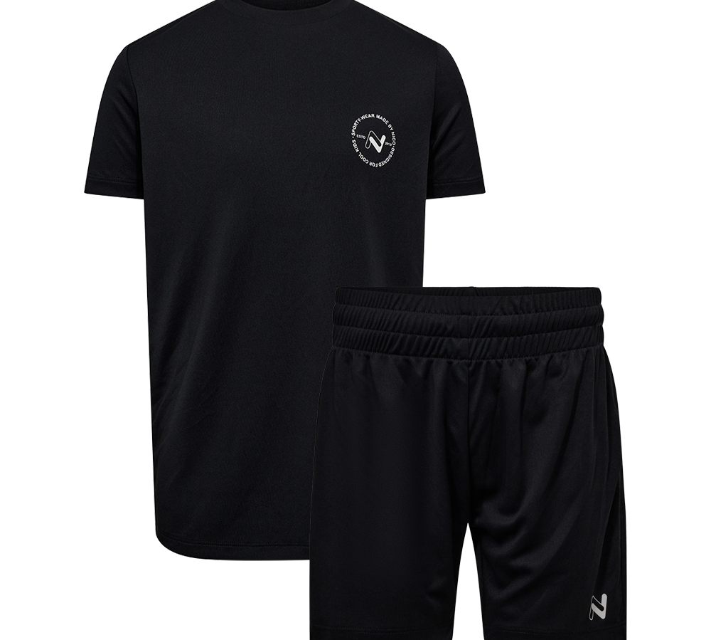 nico-fox-saet-26-jr-boerne-gymnastiktoej-sort-front.png