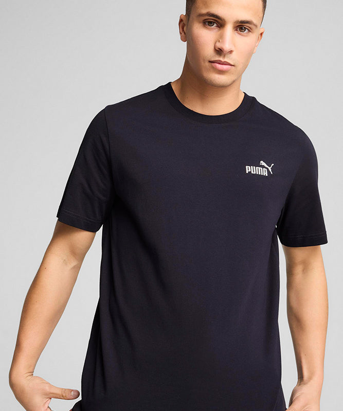 puma-small-logo-t-shirt-682534_16-herre-t-shirt-44529-moerkeblaa-livsstil-1.jpg