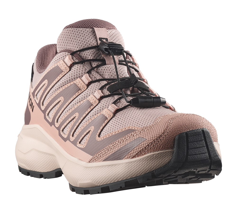 salomon-jr-xa-pro-waterproof-L49308100_Oxford-Tan_Tapioca_Black-boerne-outdoorsko-46162-lyseroed-b.png