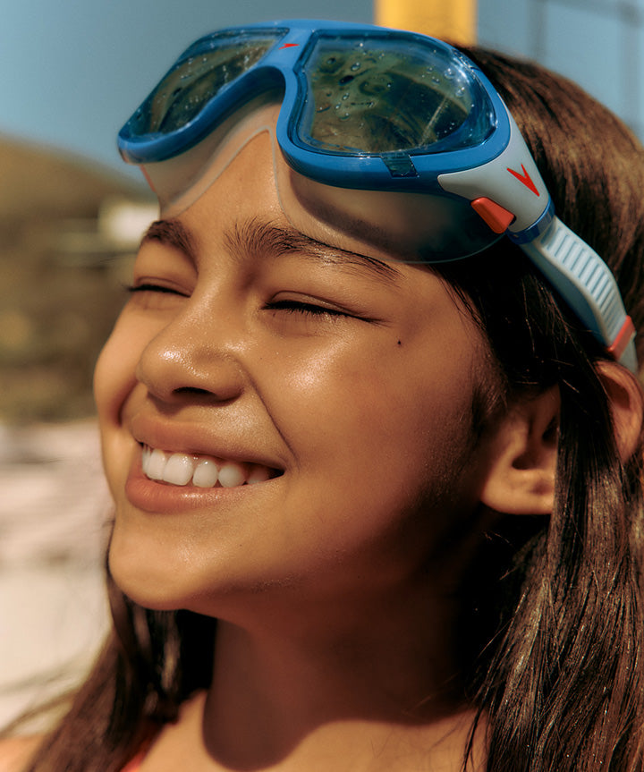 speedo-jr-biofuse-2.0-mask-livsstil-1.jpg