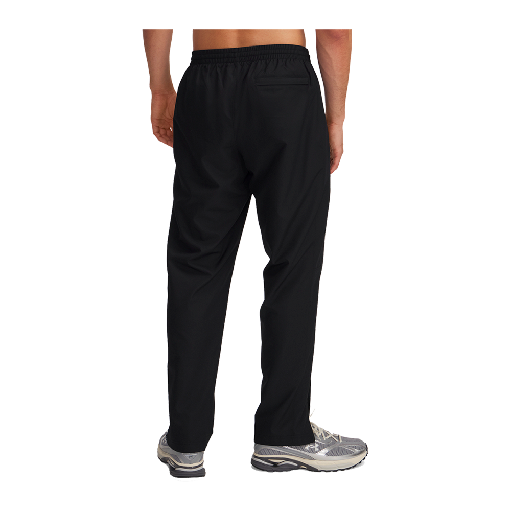 under-armour-rival-woven-pant-1390150-001-herre-sweatpants-45093-sort-a.png