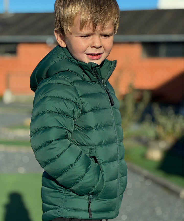 x-trail-lw-jacket-w-hood-jr-groen-livsstil.jpg