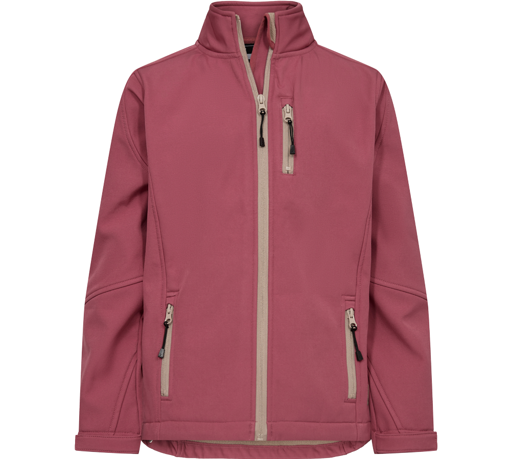 En enkel, funktionel softshell-jakke i støvet rosa med kontrastfarvede beige lynlåse. Jakken har høj krave, fuld lynlås foran og tre udvendige lommer med lynlås (to håndlommer og en brystlomme). Rene syninger og let figursyet pasform giver et sporty og samtidig stilrent udtryk. Ærmerne afsluttes med justerbare velcrobånd, og materialet virker vindtæt og let vandafvisende—velegnet til udendørs aktiviteter.